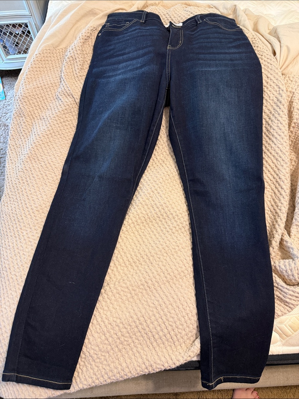Kancan Dark Wash Women's Skinny Jeans - Classic Stretch Denim